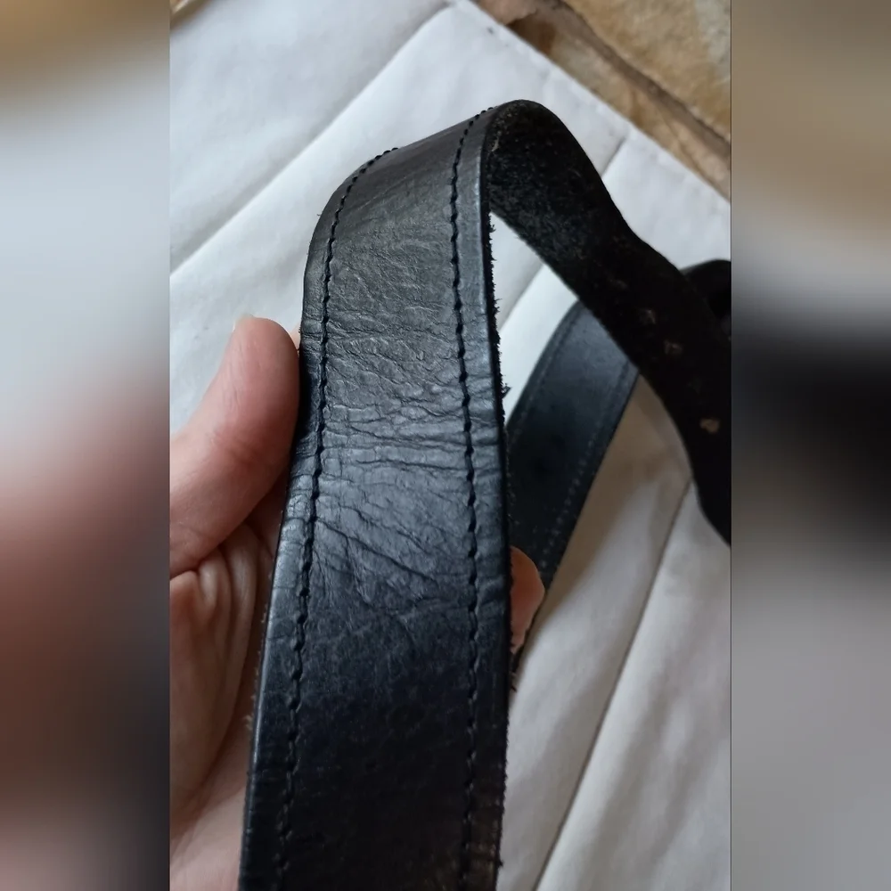 2008 American Eagle Black Leather Women's Belt with Butterfly Buckle